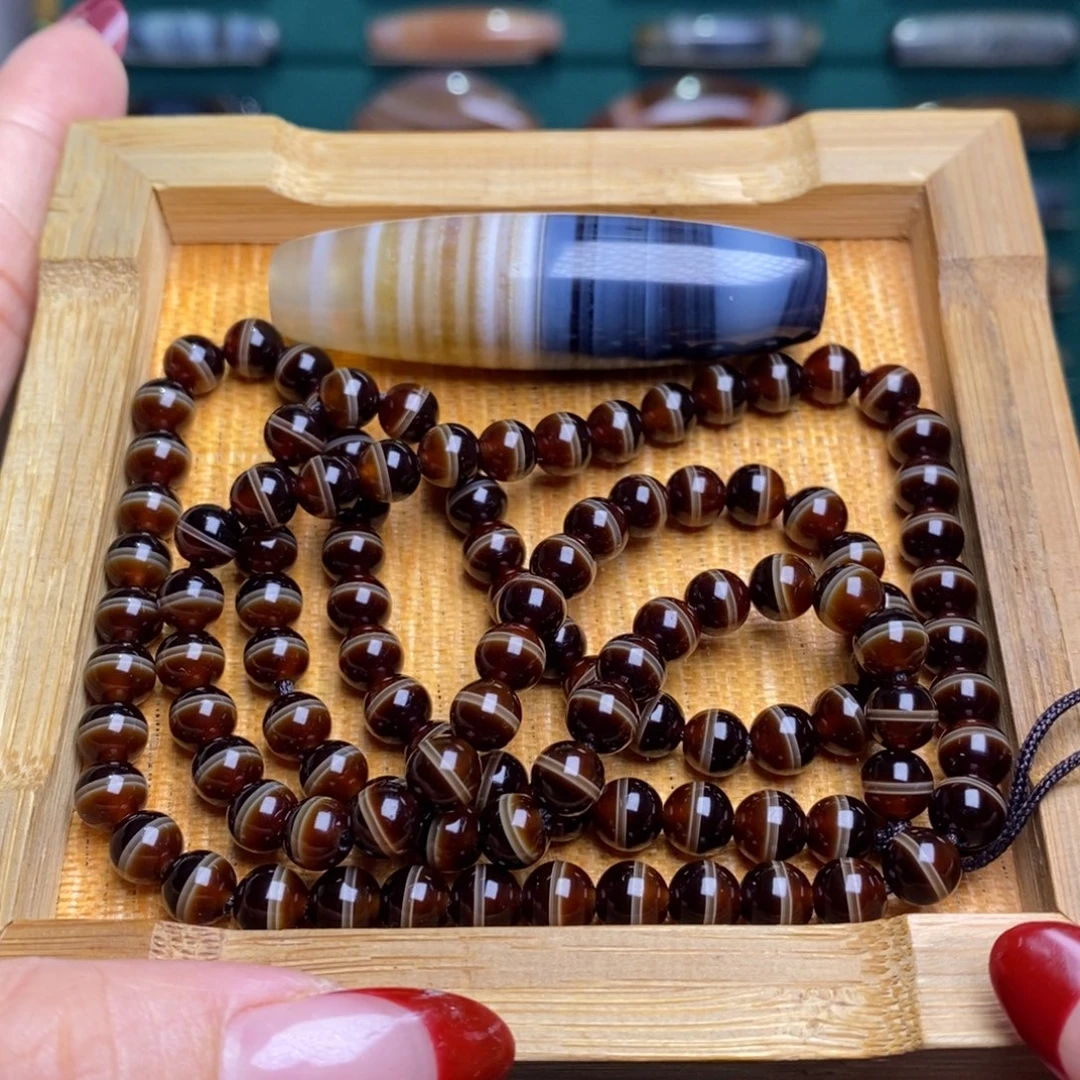 M***c玛瑙/玉髓未镶嵌珠宝半成品