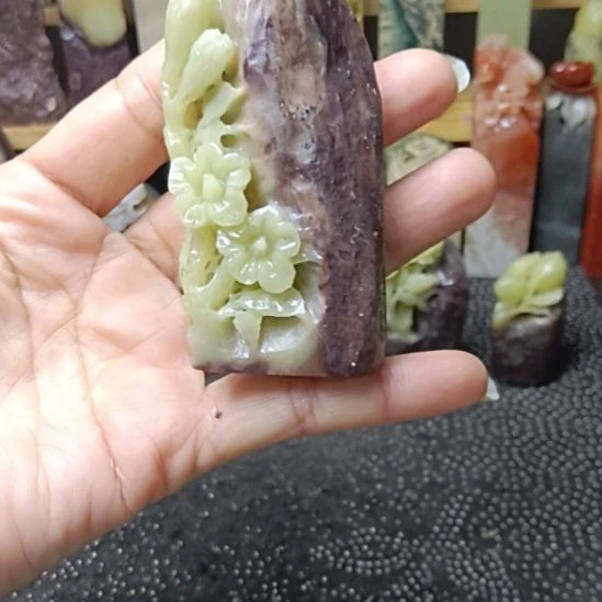 青田石中*仁青田龙蛋石