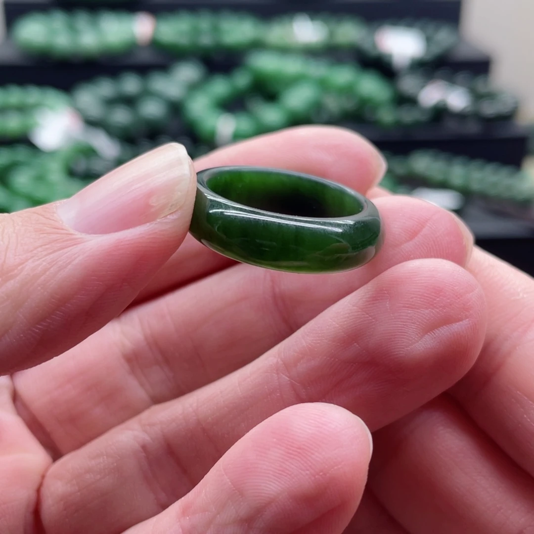 和田玉（碧玉）未镶嵌戒指