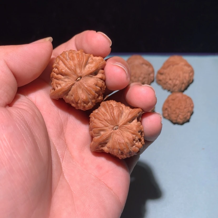 【闪购商品】把件文玩核桃*‍****水晶球