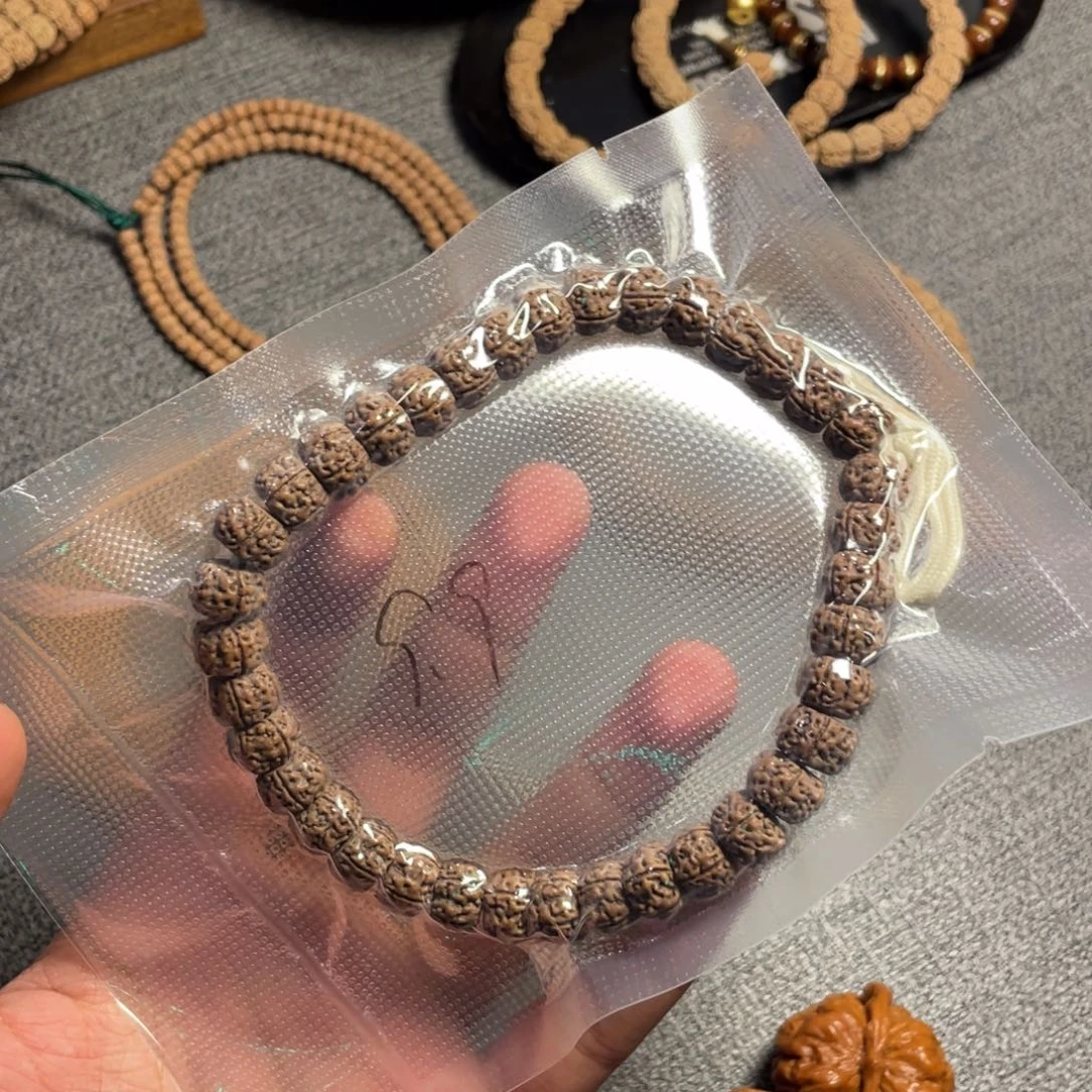 金刚菩提吊坠老树王