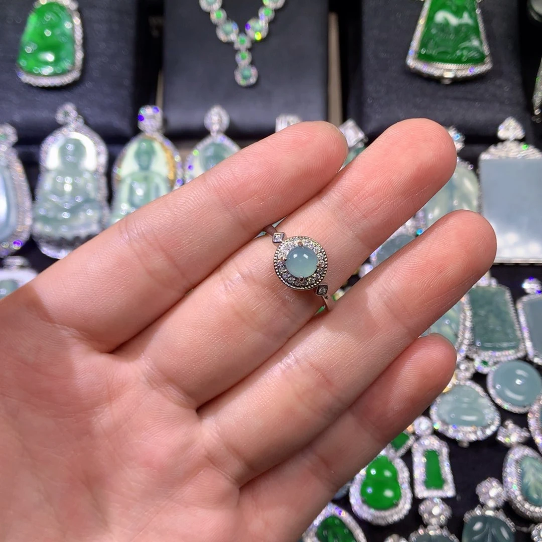 翡翠挂件未镶嵌88666677788