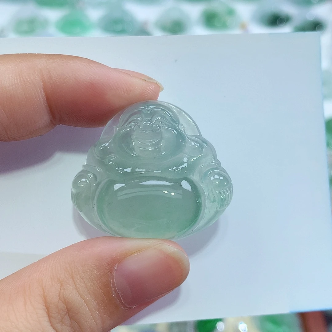 梓***呀颈饰未镶嵌翡翠佛