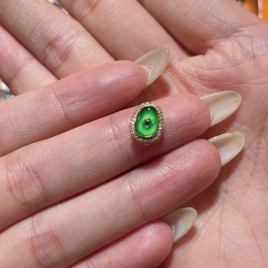 翡翠18K金镶嵌吊坠(不含链)