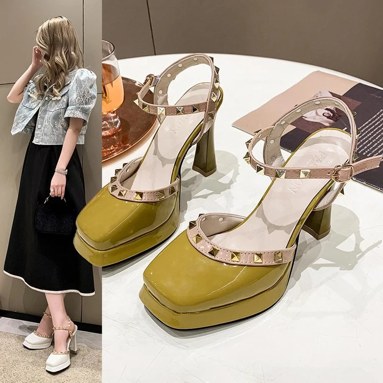 铆钉时尚欧美高跟凉鞋女款夏季细跟凉鞋夏季新款时尚凉鞋女批发