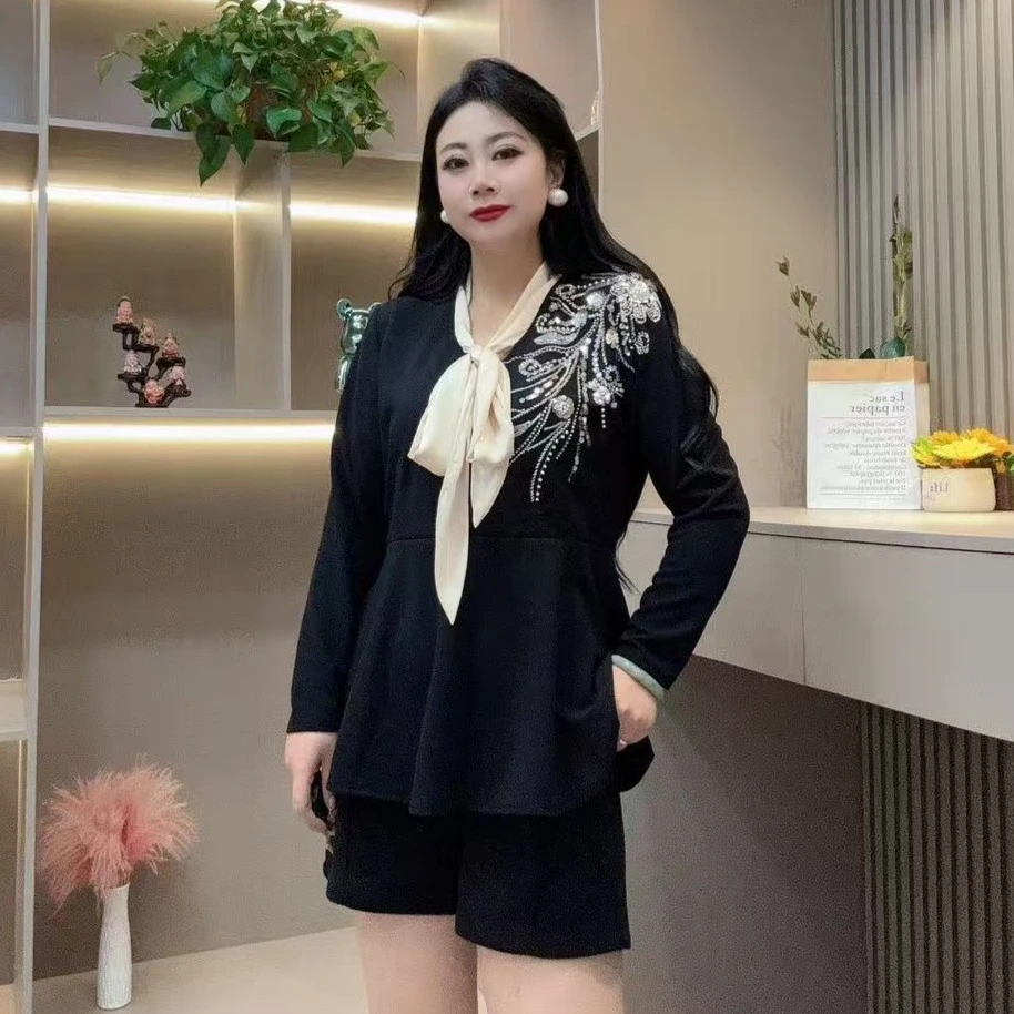 冬季小衫-檬 8147时尚潮流重工艺串珠花设计款胖MM大码女装新款