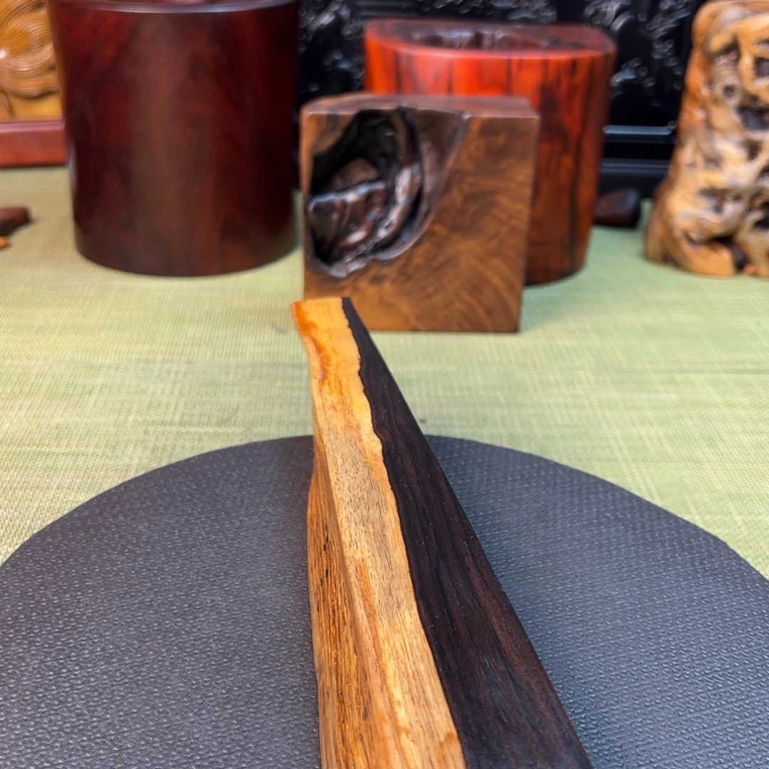 大果紫檀（缅甸花梨）俩*斤