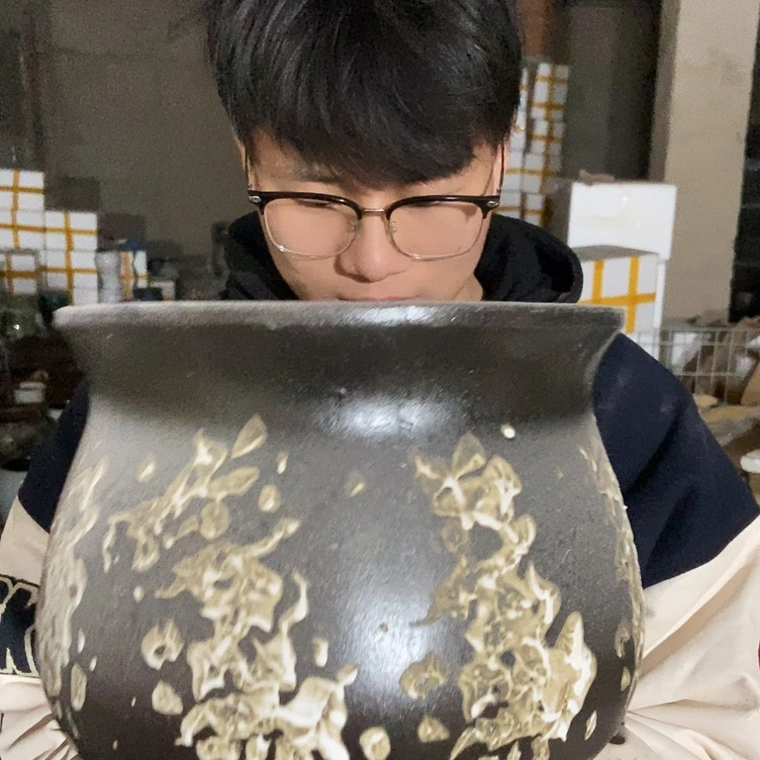 瑕疵25/23vvchggjvgghh