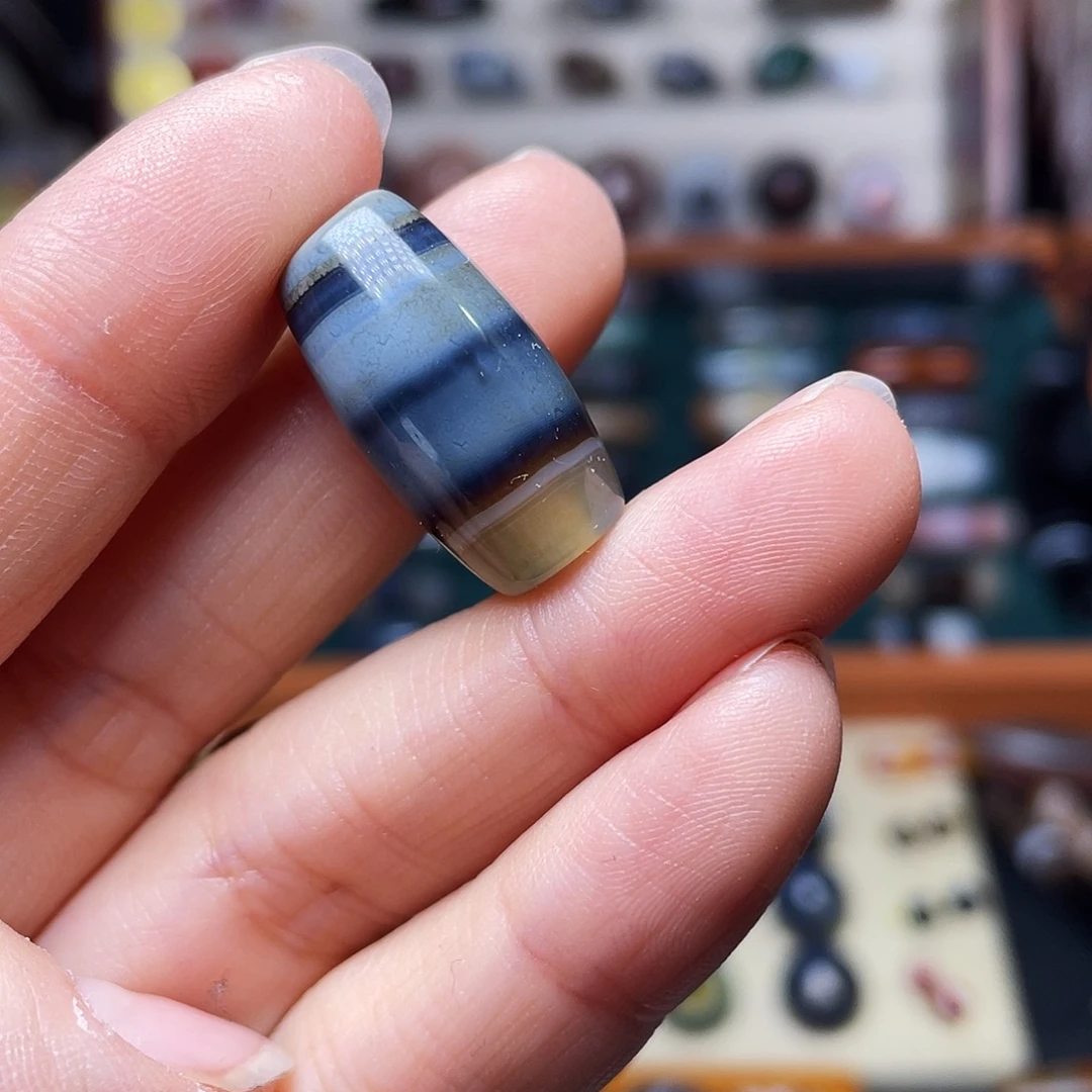 玛瑙/玉髓未镶嵌珠宝奇石