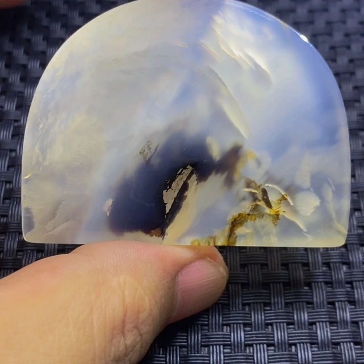 狼***抱未镶嵌颈饰玛瑙/玉髓
