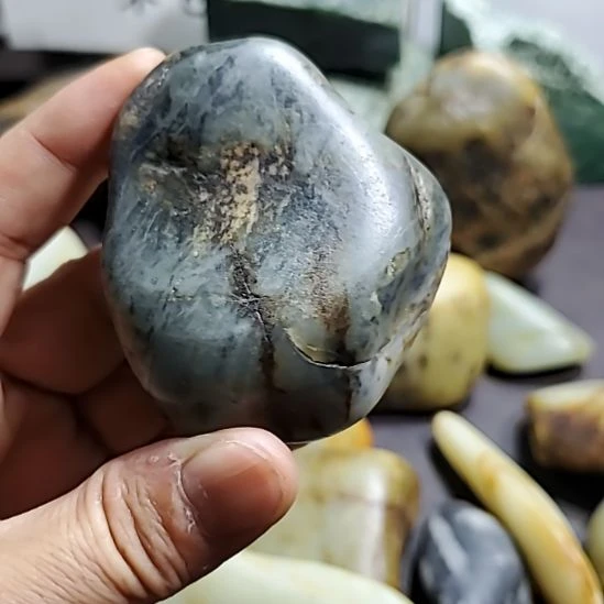 和田玉（糖玉）未镶嵌挂件