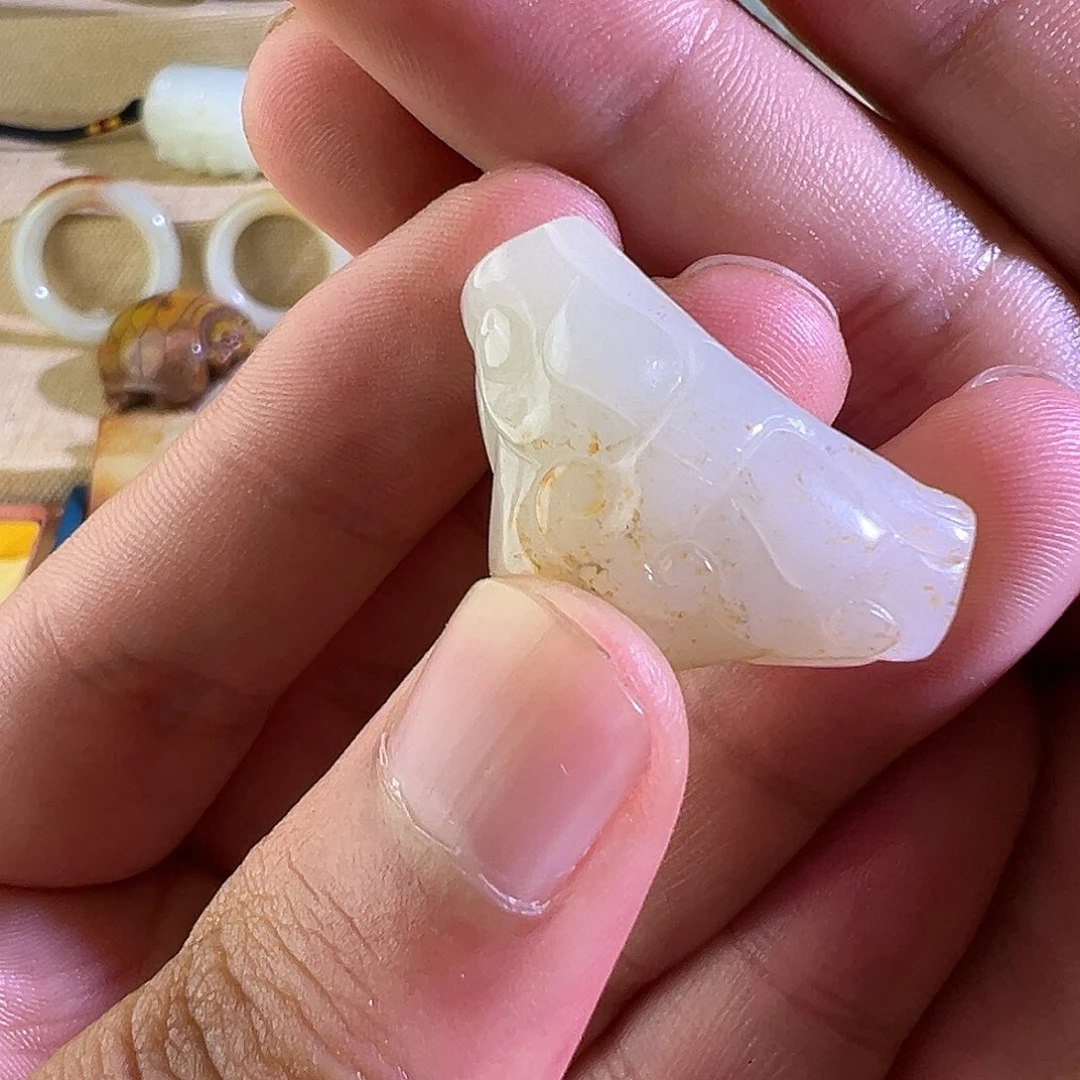 福***海和田玉未镶嵌颈饰