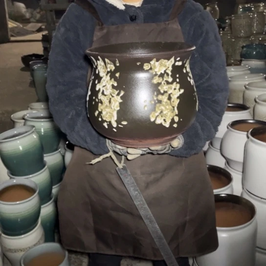 红陶口25高22瑕疵