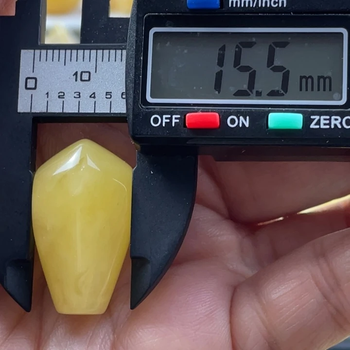 【闪购商品】琥珀裸石未镶嵌雷*25号杂