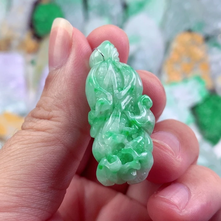 吊坠(不含链)未镶嵌翡翠
