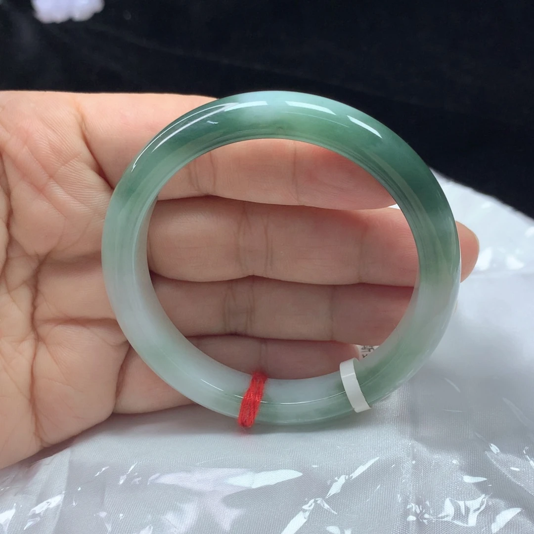 翡翠未镶嵌手镯55