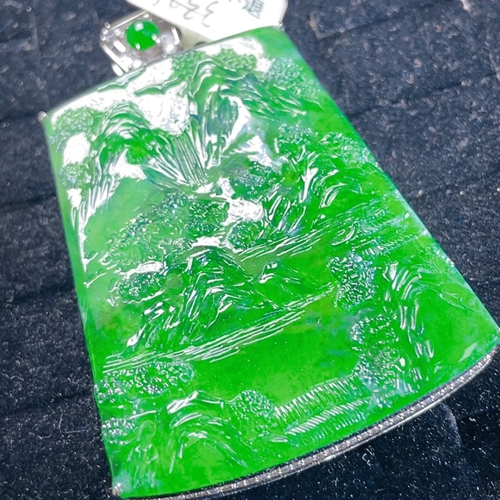 翡翠未镶嵌颈饰62