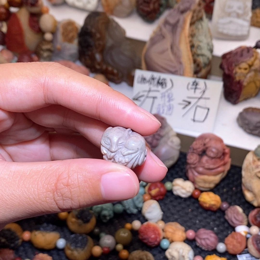 石英质玉（阿拉善玉）未镶嵌手链