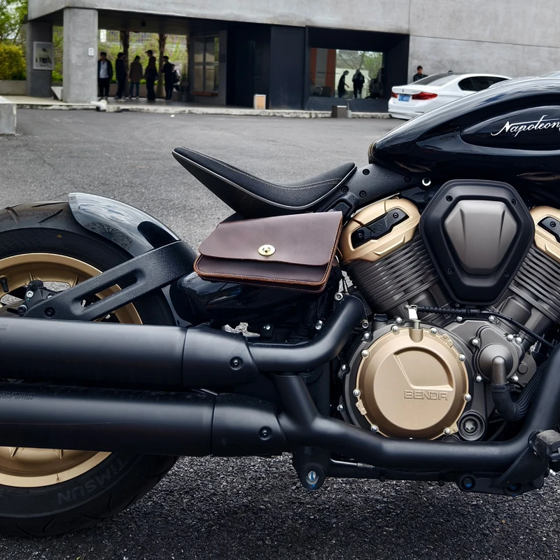 小挂包适用拿破仑450摩托车改装侧边包遮丑边盖包护杠骑行复古包