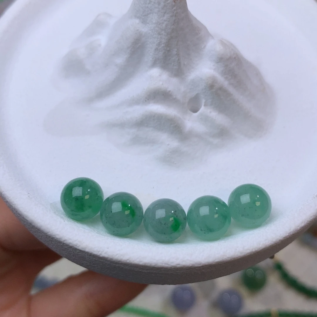 翡翠散珠冰飘花 7+mm 多样性发货 一件发货