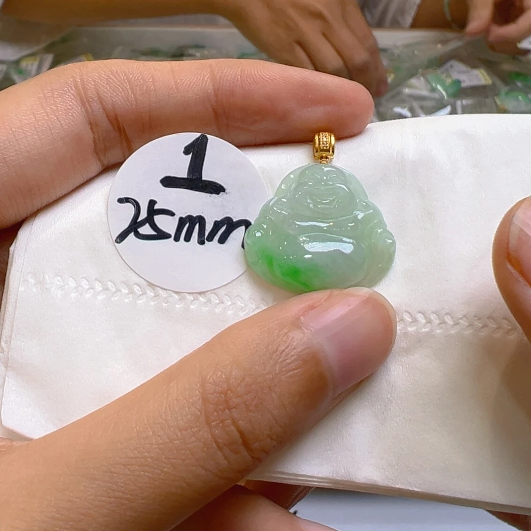 吊坠(不含链)18K金镶嵌翡翠