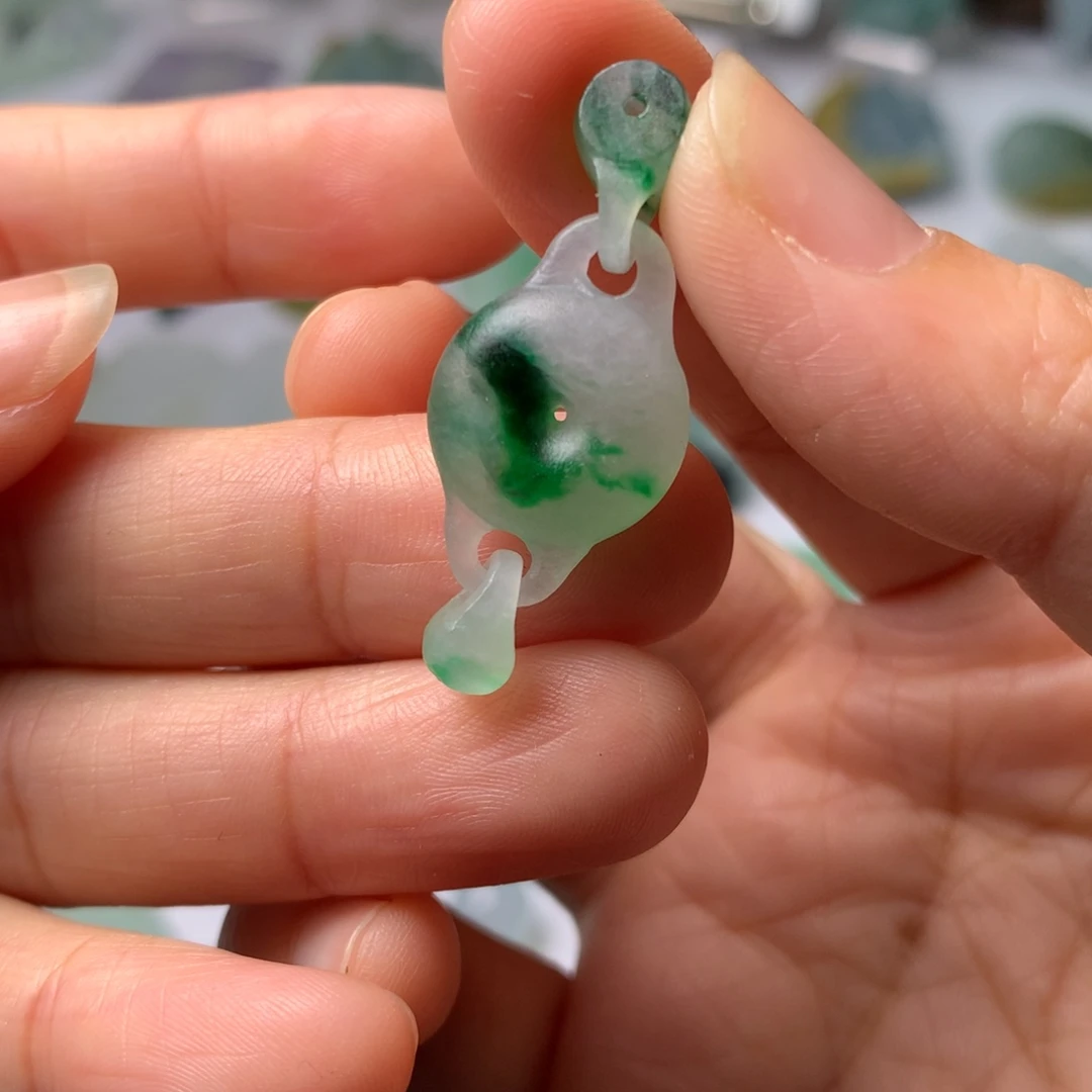 未镶嵌定制翡翠翡翠