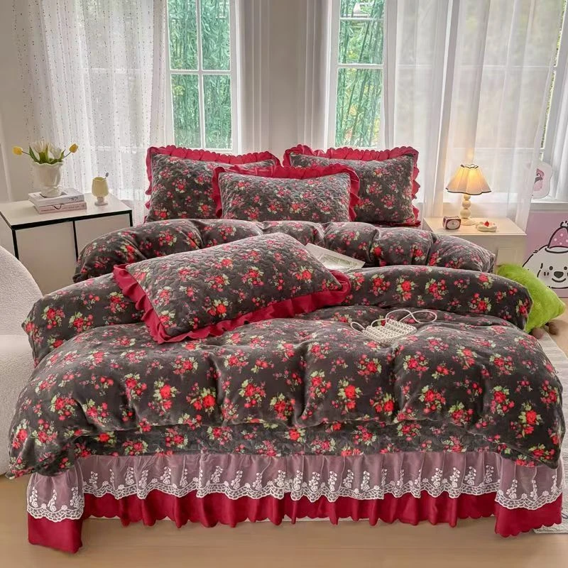 《蕾丝床盖四件套Y8》轻加厚保暖宝宝绒床盖四件套防静电可机洗套件
