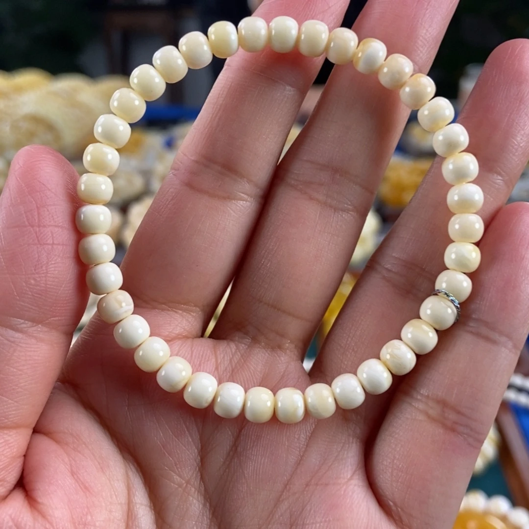 琥珀未镶嵌珠宝奇石5+白蜡老型