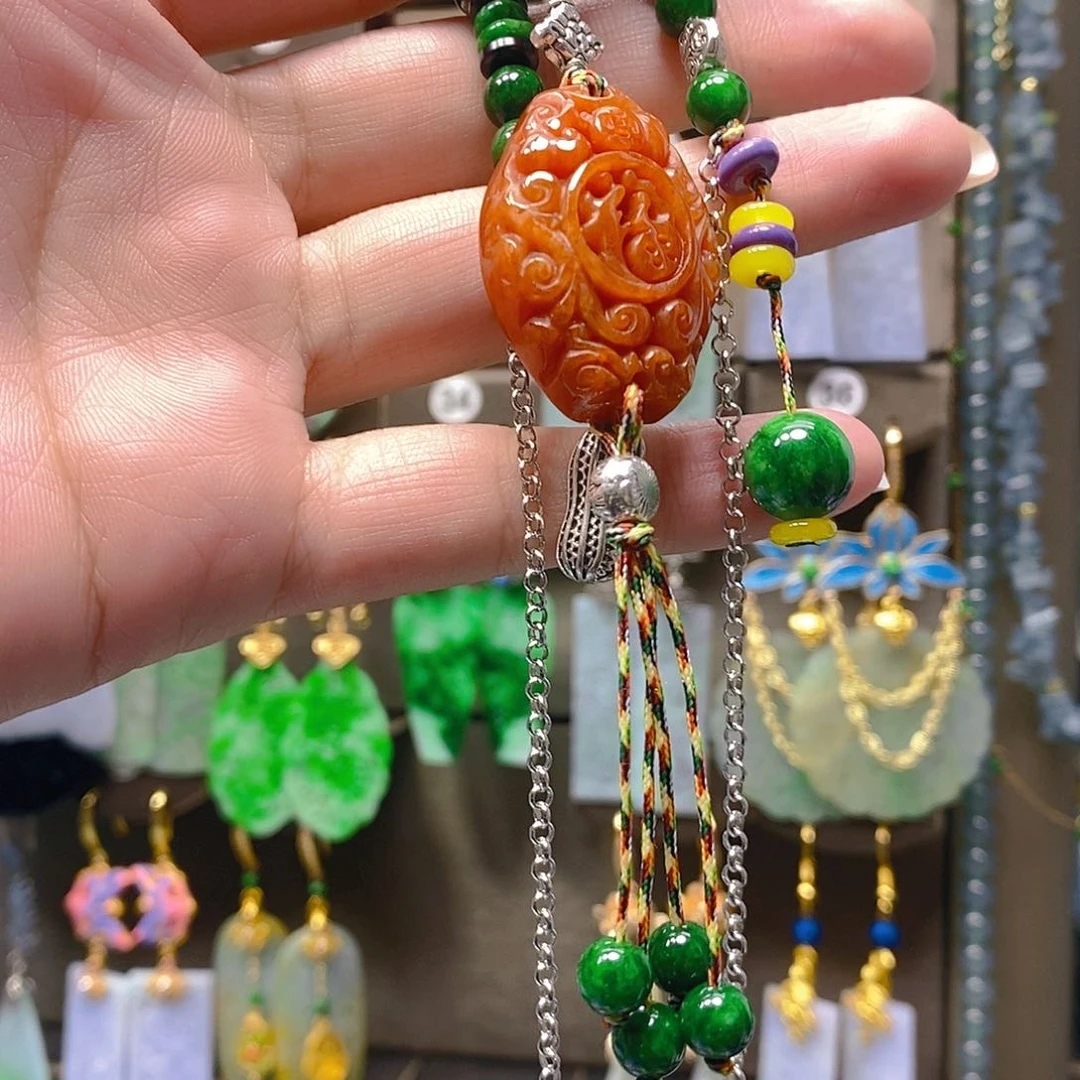 未镶嵌翡翠耳饰翡翠