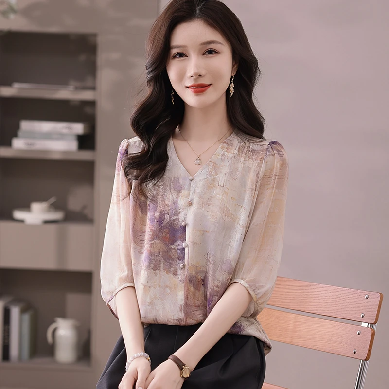 真丝衬衫女印花上衣气质显瘦中老年妈妈装五分袖洋气V领蚕丝小衫