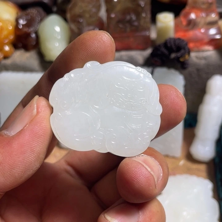 和田玉未镶嵌吊坠(不含链)L*