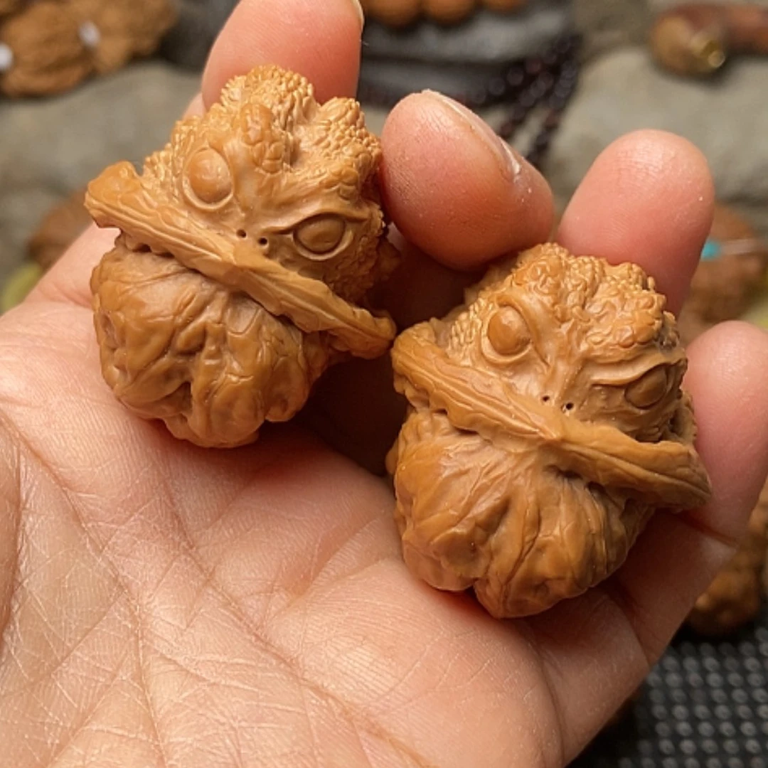 【闪购商品】把件文玩核桃雕刻金蟾