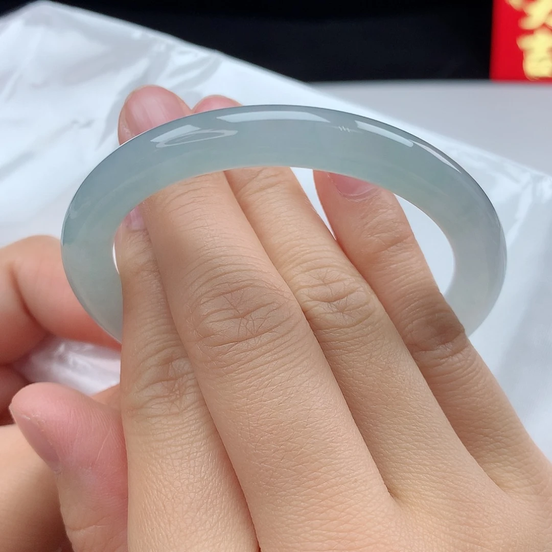 翡翠手镯未镶嵌13号