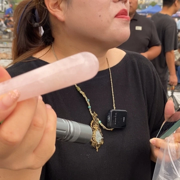 未镶嵌珠宝半成品水晶粉晶按摩棒一个