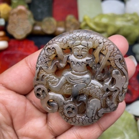 蛇纹石玉颈饰未镶嵌38