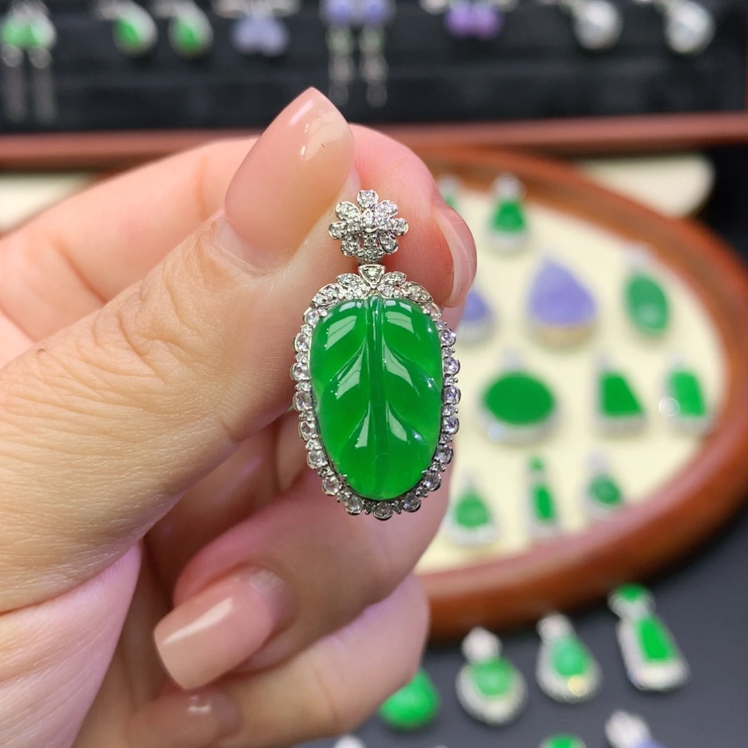翡翠18K金镶嵌吊坠(不含链)