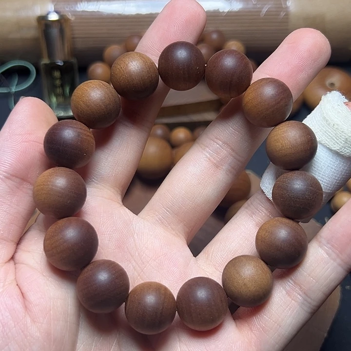 檀香木1.5*15树心料横纹沉水级