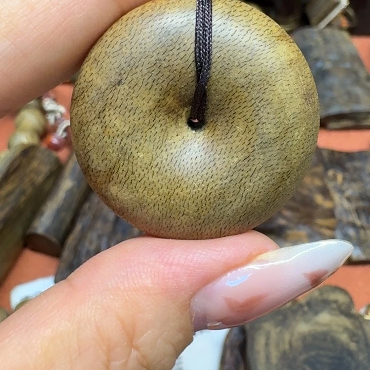 大叶紫檀（黑酸枝木类）