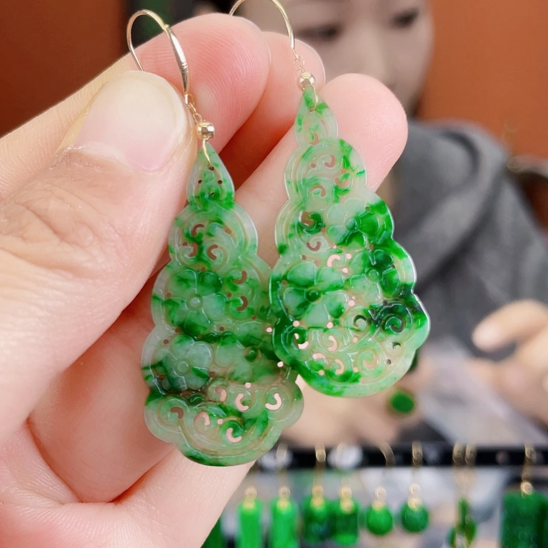 翡翠18K金镶嵌耳饰