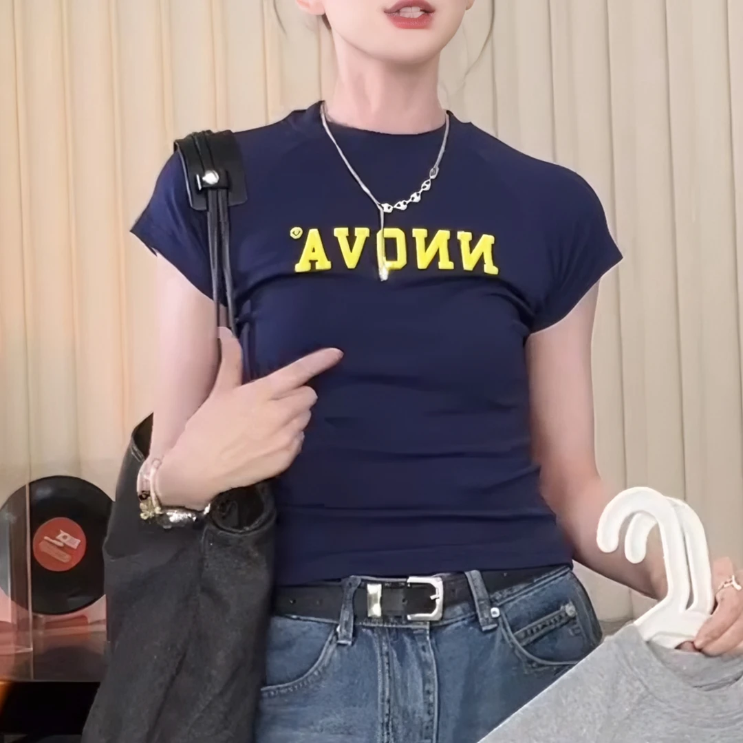 休闲百搭修身设计师显瘦打底衫2025新款夏季字母印花短袖T恤圆领