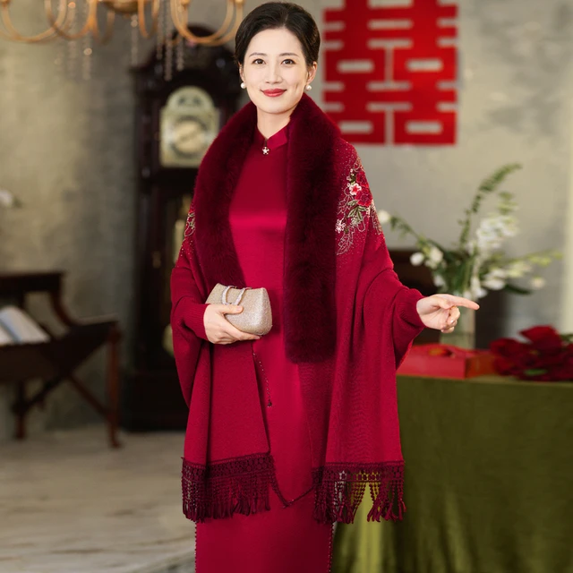 毛领高端披肩配旗袍礼服外套秋冬季喜婆婆婚宴斗篷喜妈妈保暖外搭