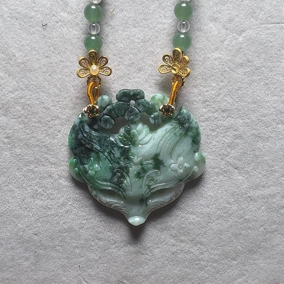 吊坠(赠链)未镶嵌翡翠