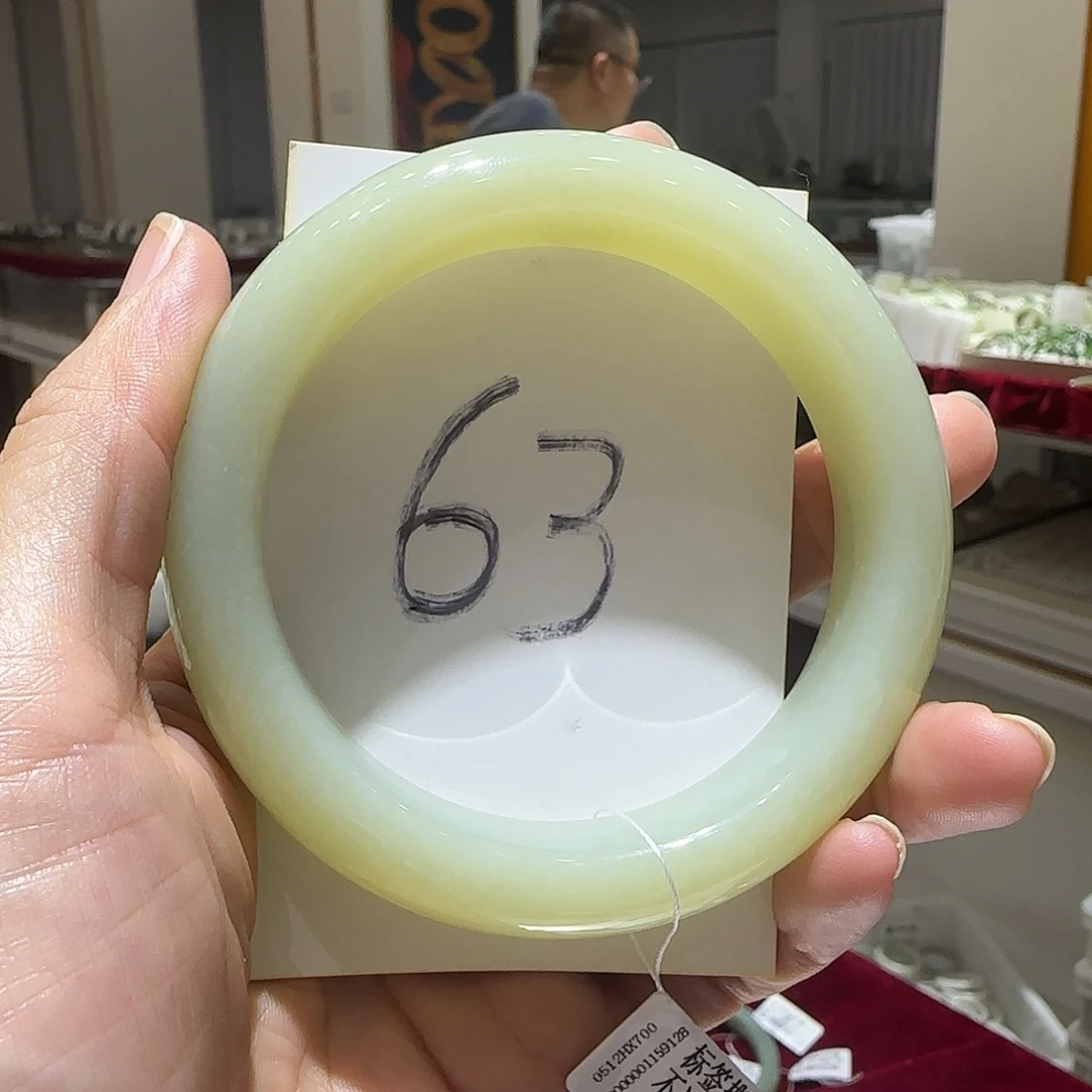 和田玉未镶嵌手镯575