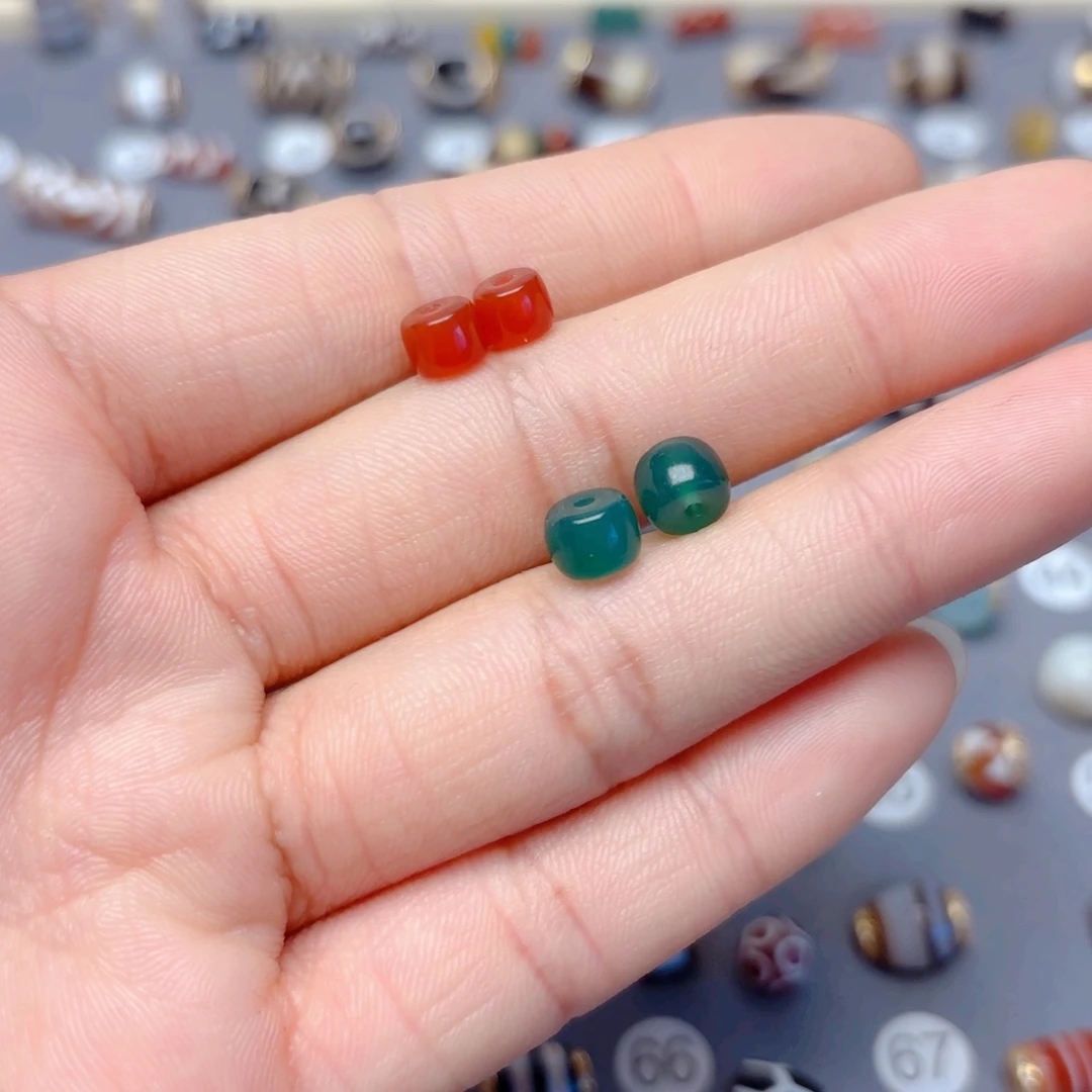 玛瑙/玉髓隔珠未镶嵌T***哥