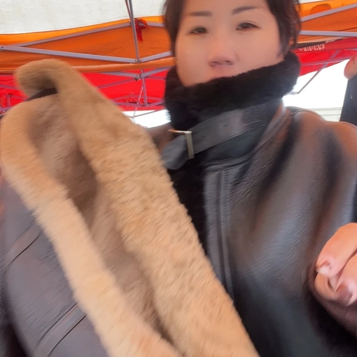 开****?54码数皮毛一体男款穿