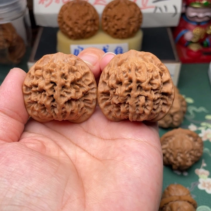 【闪购商品】把件文玩核桃40全品秦闷