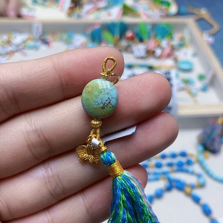 南红玛瑙未镶嵌挂件