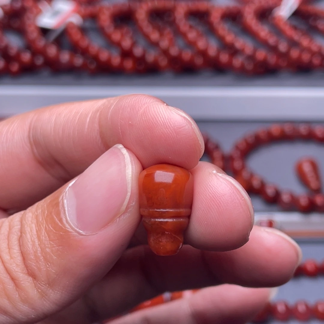 ****王南红玛瑙未镶嵌配珠11mm瓦西火焰纹三通