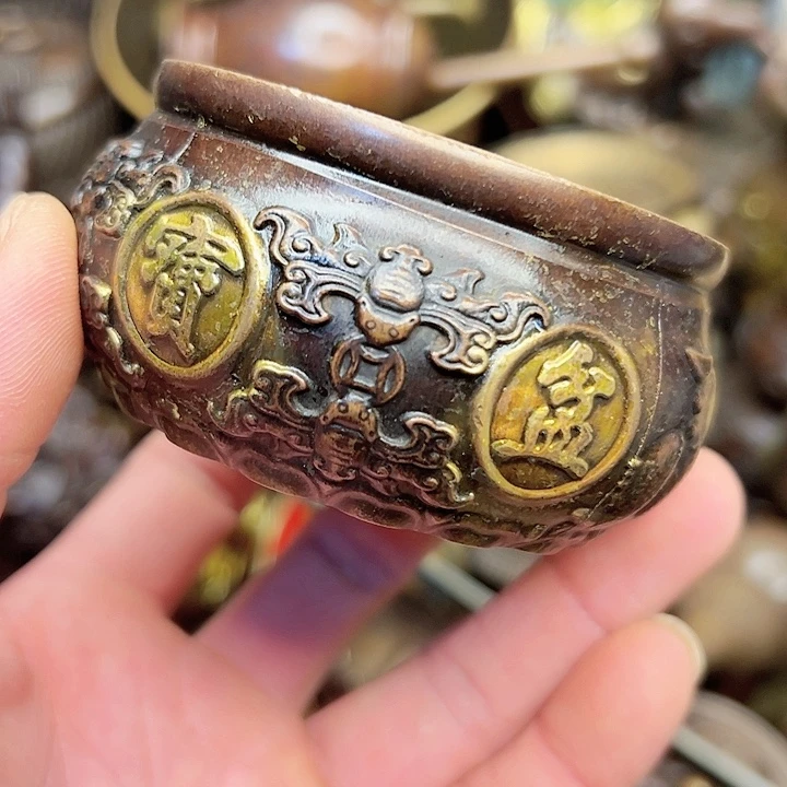 专属定制精美铜摆件