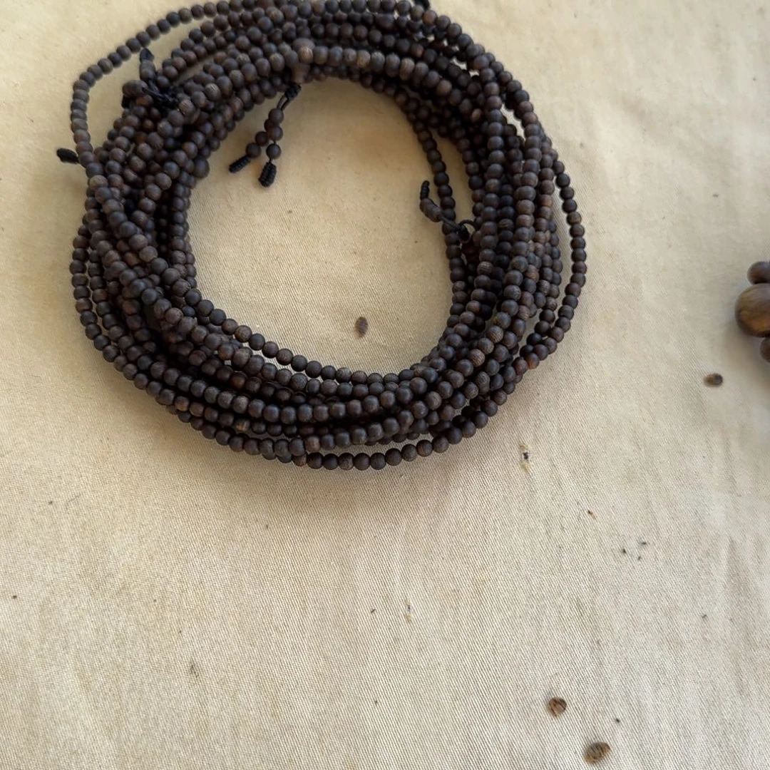 沉香手串绿奇楠沉水多圈约0.4-9多样性发一条